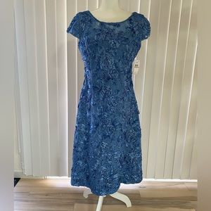 Alex Evenings Women's Tea Length Cap Sleeve Rosette Dress